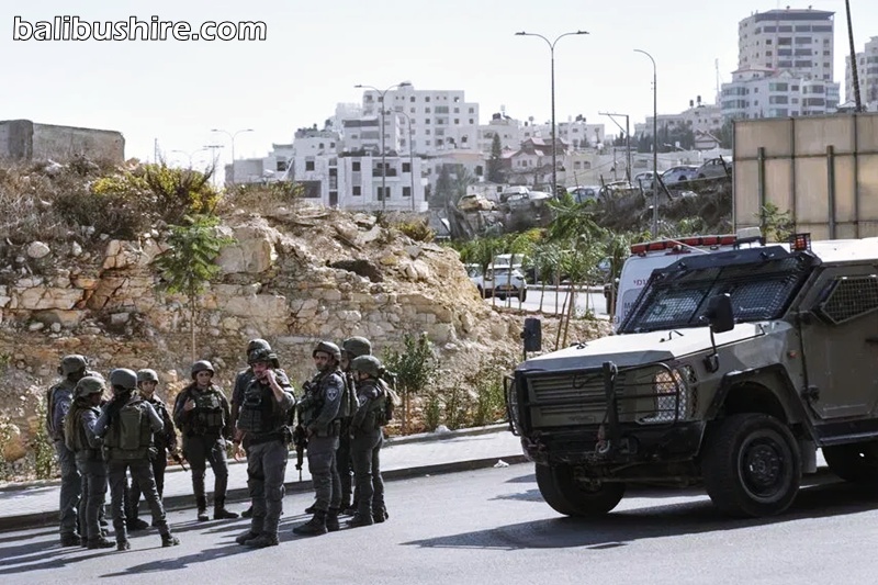 demolitions in West Bank city after two soldiers killed in shooting attack